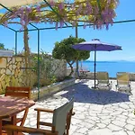 Kaminaki Beachfront * Nisaki (Corfu)