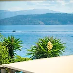 Kaminaki Beachfront *