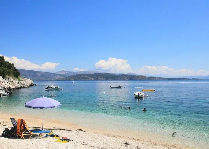 Kaminaki Beachfront דירה ניסקי