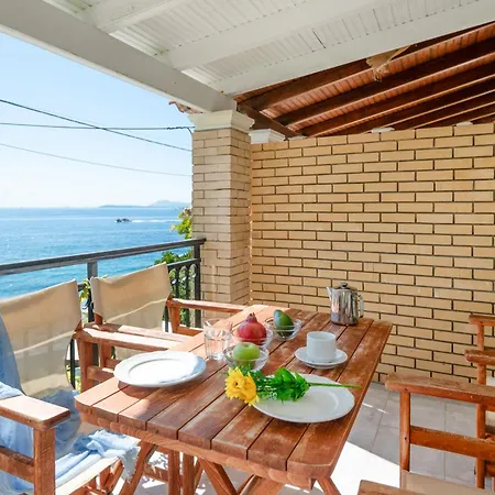 Kaminaki Beachfront Apartment Nisaki (Corfu)