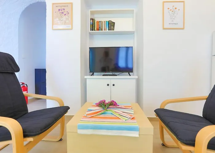 Kaminaki Beachfront Διαμέρισμα Νησάκι