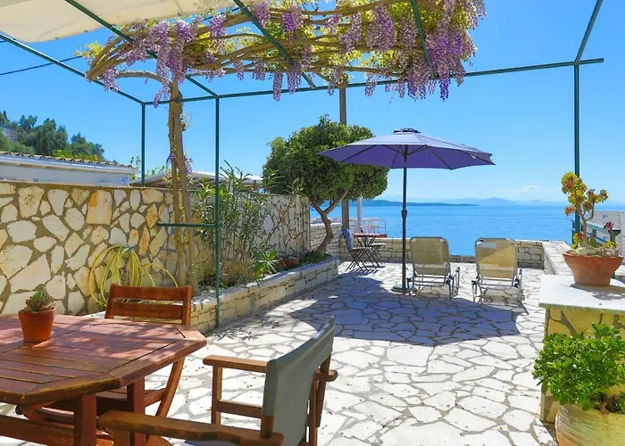 Kaminaki Beachfront * Nisaki (Corfu)